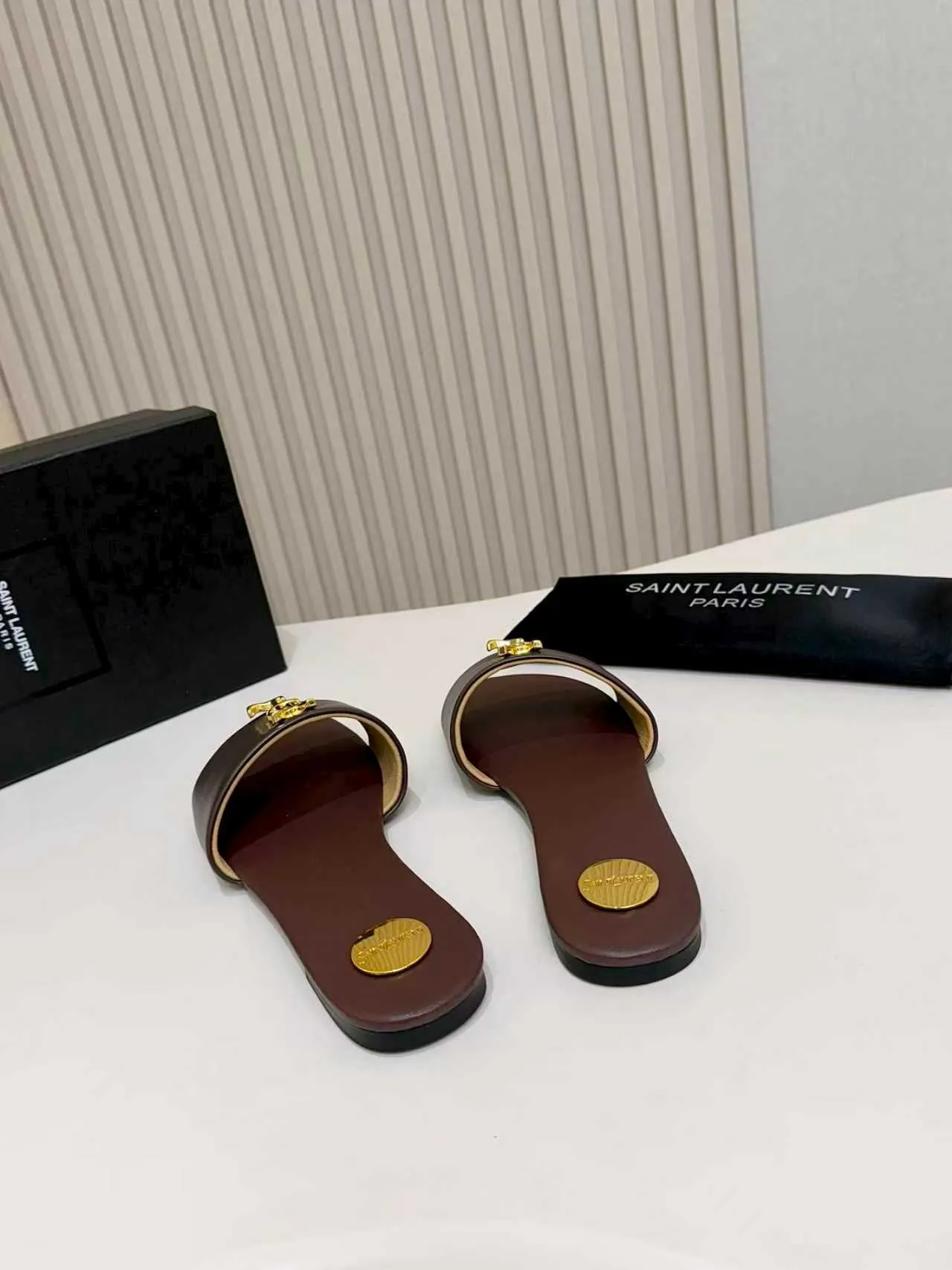 👟👟Ex-factory price 340👟👟 Genuine leather sole +40 YSL new model, upper cowhide leather lining sheepskin, size 35-44, rubber sole, genuine leather sole +40